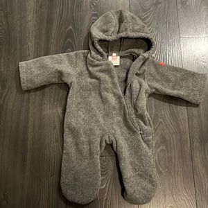 EUC Widgeon baby grey 6month bunting